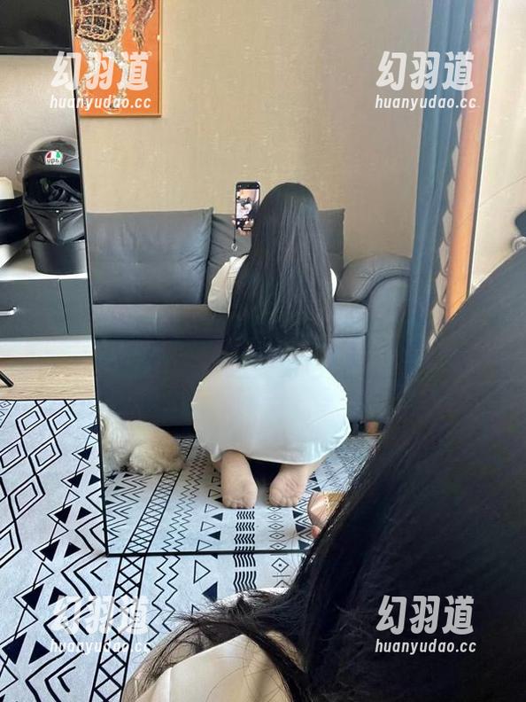 微密圈 - 120斤的小王同学的瑜伽裤写真：运动之余，这姿势也太美了吧？