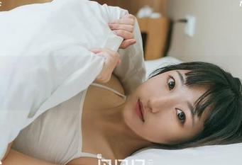GIRLT果团网 – 看吧，丁晓楠的美足在高清照片中绝对占领你的视线！