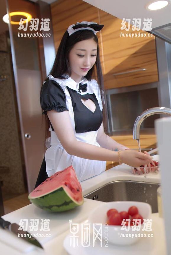 GIRLT果团网 - 下载蜜桃Q妹儿的连衣裙，开启你的小秘密花园！