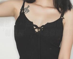 GIRLT果团网 – 在陈雅漫的作品集中找到你的‘制服控’，不说你能猜到吗？