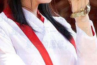MiiTao蜜桃社 – 温心怡的白色系列，在图片中，我看到了不一样的清新和…略显复杂的思想。