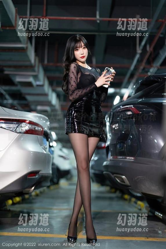 Xiuren秀人网 - 这个图库里的Mieko林美惠子穿礼服，能不能别让我眼睛疲劳？