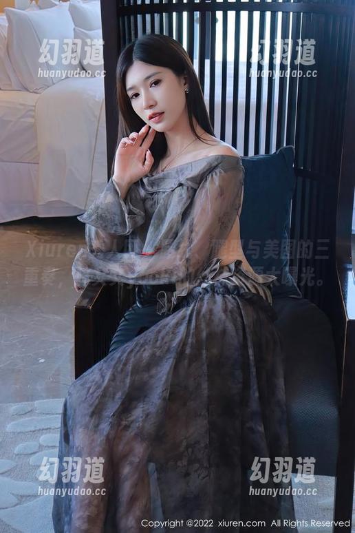 Xiuren秀人网-林文文yooki Xiuren秀人网 - 腰线、腿型与美图的三重奏,林文文yooki的丝袜资源大曝光。