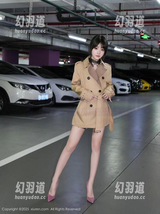 Xiuren秀人网-金幼汐Vivian Xiuren秀人网 - 金幼汐Vivian揭开新图包,裤里丝下的挑挑拣拣乐趣。
