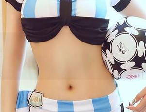 YouMi尤蜜荟 – 奶牛写真：娜依灵儿的特别演绎，没被说服的我。