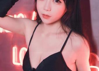 usejan蓝蓝的空姐美图浏览再久都不会腻，壁纸像是每天的早晨问候。