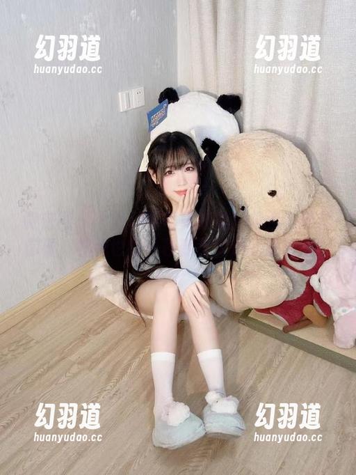 微密圈 - 十万口草莓粥粥美图集合：不信你看，礼服也能一秒变身大妈的跳舞裙！