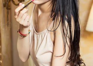 头条女神 – Coco的网盘，自拍无底线，快来下载吧！