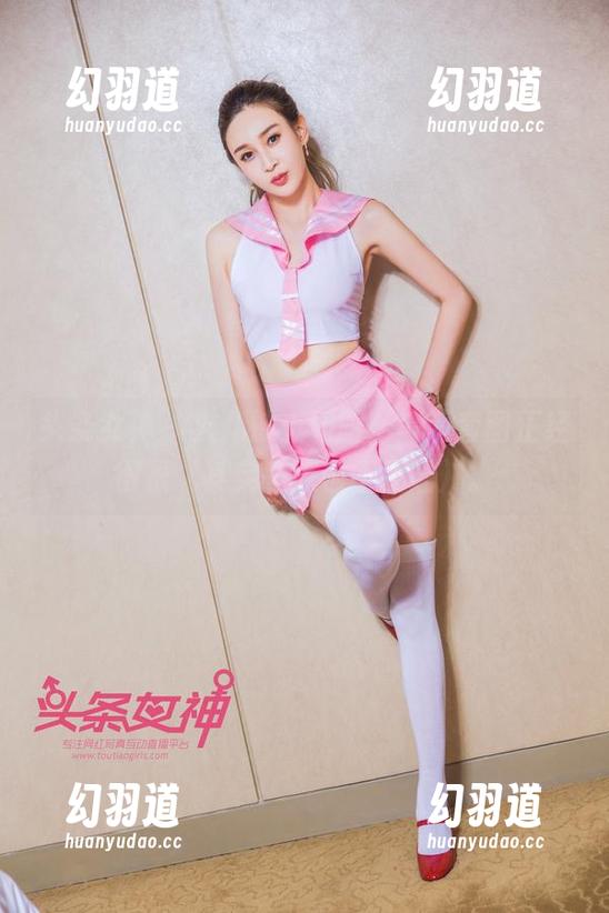 头条女神 - 火儿披上和服，高清套图正经得很（其实一点也不正经）。