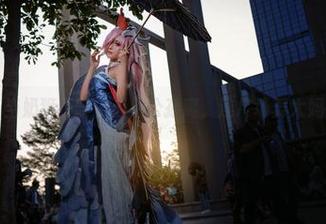 私房合集：当奶狮不咬人遇上公孙离，连广场舞大妈都看呆了！