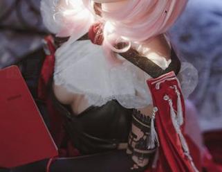 宫本桜的夏天原图，光影的调调有一点小迷人。