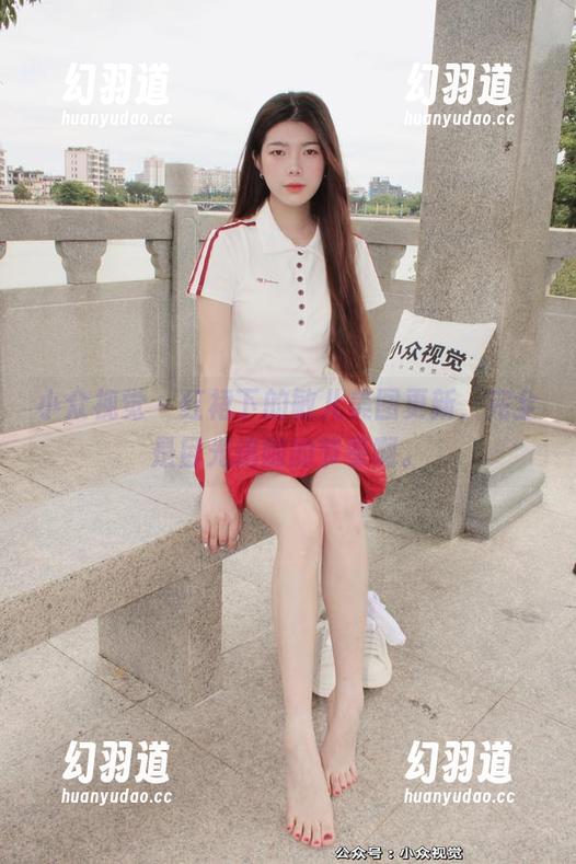 小众视觉 - 红裙下的敏儿美图更新，完全是目光追随的节奏啊。