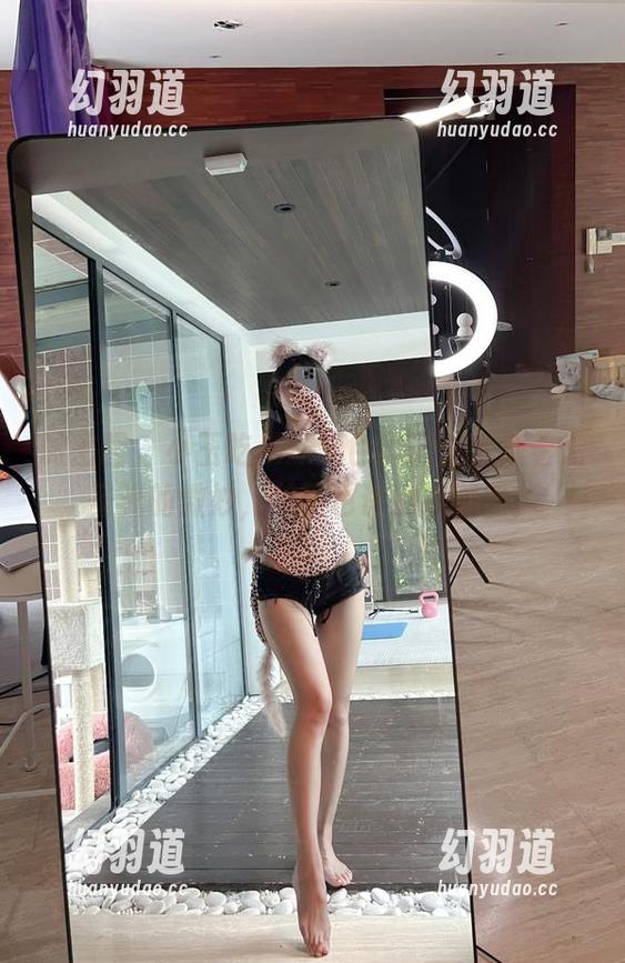 小玉吃果冻 微密圈 - 小玉吃果冻黑色印记里,藏着无圣光的微妙,美图也许别有洞天。