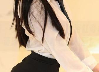 尤蜜荟 – 探访lingyu69的浴缸奇境，高清原图就像一幅优雅的画！