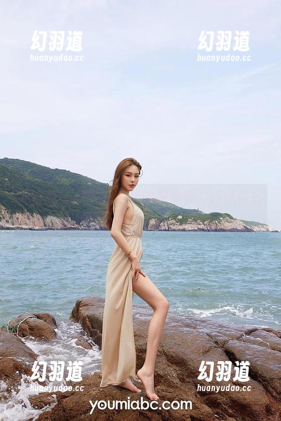 尤蜜荟 - 费若拉与她的职业装，相遇在写真和原图的定位上！疯了？