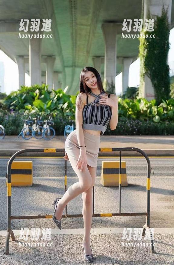微密圈 - 分享一下徐珺大哥的毛绒豹猫套图，感觉我的心都被治愈了