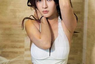 推女郎 – 最新资源，吻熙的美足就像在邀请你去探个底