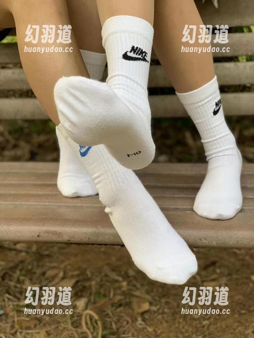 微密圈 - 微信朋友圈系列视频：无敌哒小姨妈来自哪里？