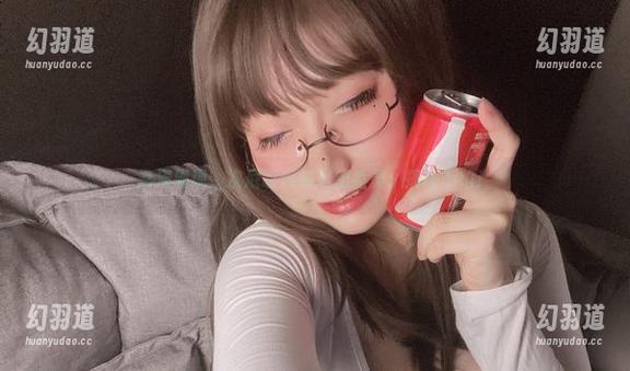 高清展现，次屁啦玩转风纪委员：搞怪不怕！