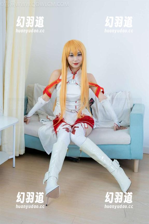 物恋传媒-小晴 物恋传媒 - 小晴的全套写真让我想起了我的“秘密”——懒癌晚期!