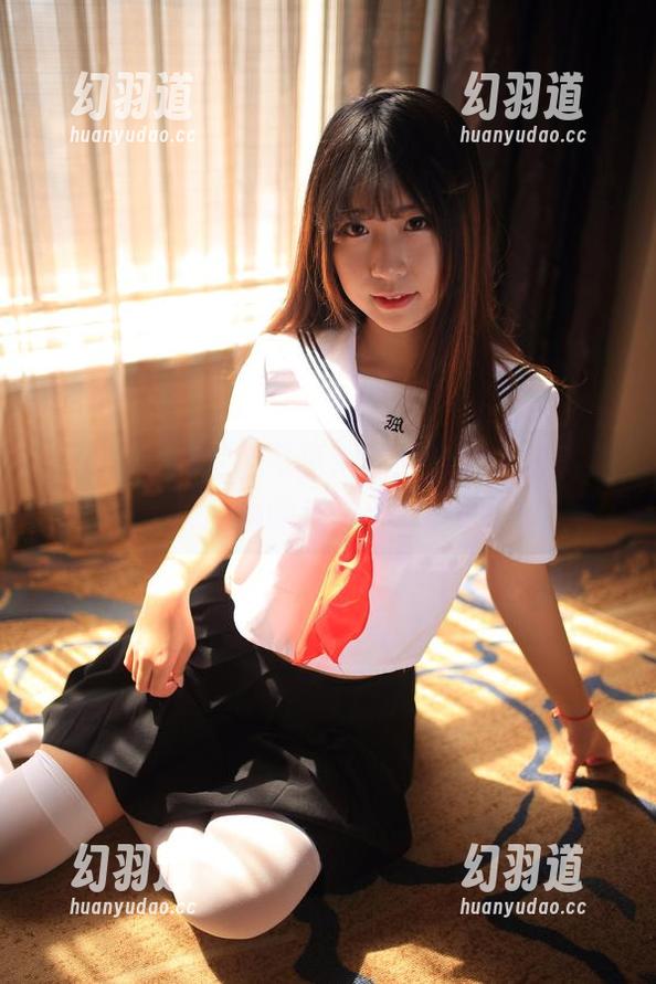 “女王”的定制写真：猫九酱带来的其实是满满的欢愉与戏谑感