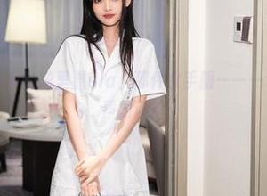 秀人网 – 图片中的绮里嘉ula、那件水手服——一场与海洋的无声对话？