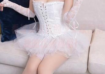 秀人网 – 看过黎秋秋的少女原图后，分享我的优雅迷惘！
