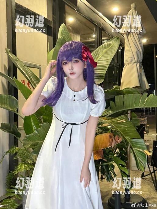 秋山AkI的亚丝娜：照片合集，别让眼睛跑偏喔！