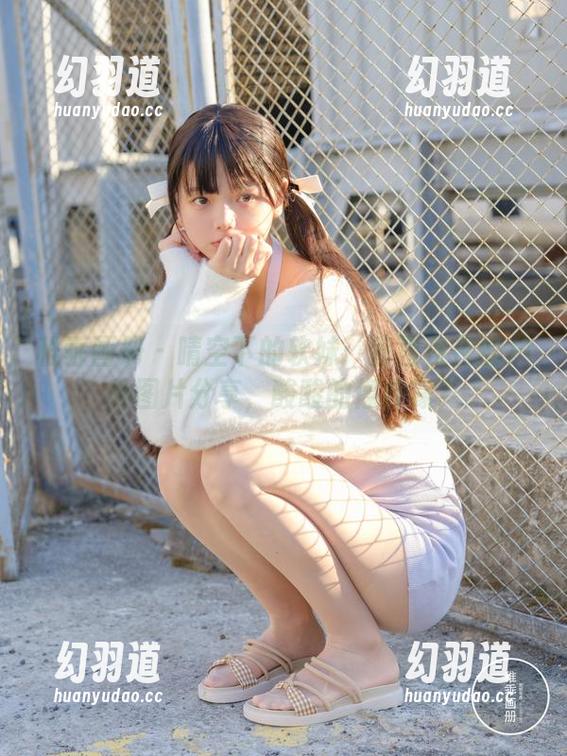 稚乖画册 - 晴空下的软妹：赤西夜夜的户外图片分享，酸酸的像柠檬？