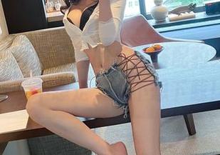微密圈 – 听说葛征的长腿搭配豹纹，美图看了不想走，谁不想下载！