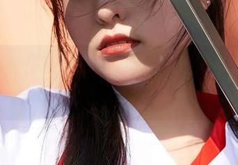 蜜桃社 – 伊琳的美图探讨：剧情的发展让我开了眼界。