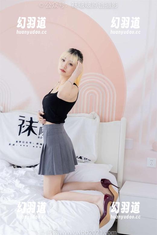 袜啵啵 - 白棉袜花絮大公开，小沫的搭配秘籍，点击领取免费套图吧！