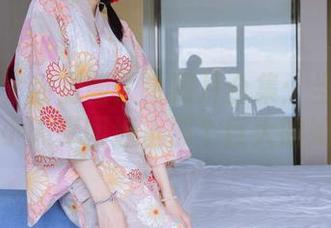 袜啵啵 – 甜甜圈人生照片合集：当小汽车小人军团遇上那个巨大的她