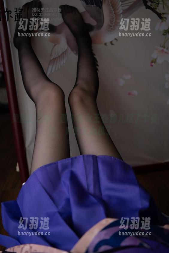 美图汇总啦！西尔酱女王在那儿摆了个姿势，果然太心机了。