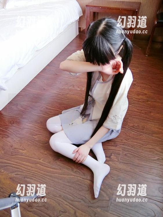 白丝与户外，西尔酱这份美图给我开了眼界！