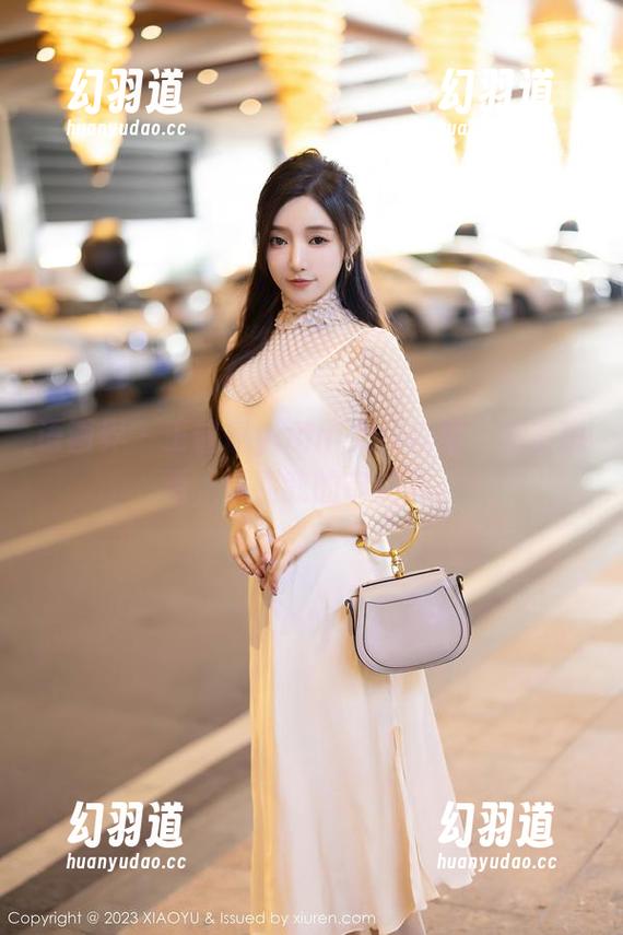 语画界 - 王馨瑶yanni女仆合集，高清观看，撞到我的审美点。