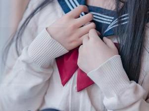 水手服和轩萧学姐，居然能在写真里碰撞出如此火花，神奇