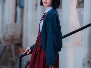当阿包也是兔娘穿上红丝绒睡衣：图包中的‘睡美人’也想参加选秀？