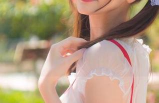 这身体操服，陆卿卿kyokyo，看得我眼睛有点移不开——写真集更新啦！