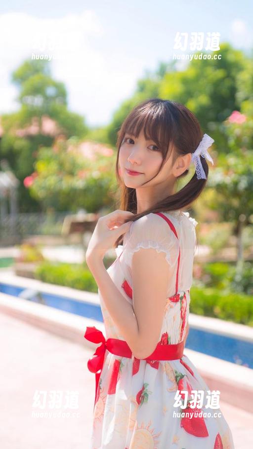 这身体操服，陆卿卿kyokyo，看得我眼睛有点移不开——写真集更新啦！