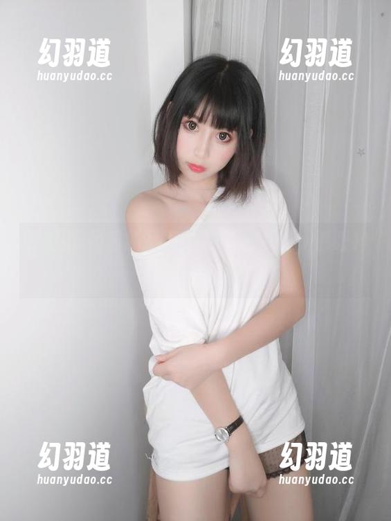 雯粥粥i的最新写真：加藤惠，哇，那眼神……这波撩得稳啊。