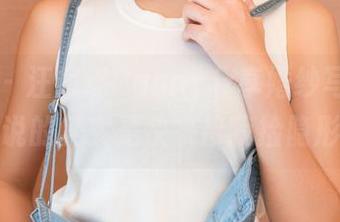 青豆客 – 汪佩妮Penny分享婚纱写真集：最想说的其实是快来帮我捡隐形婚纱