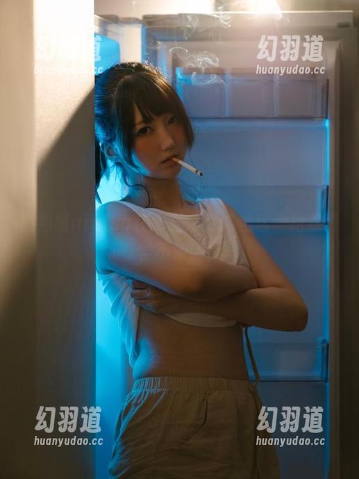魔物喵nigisa在线互动，瑜伽这一招我可学不来啊！
