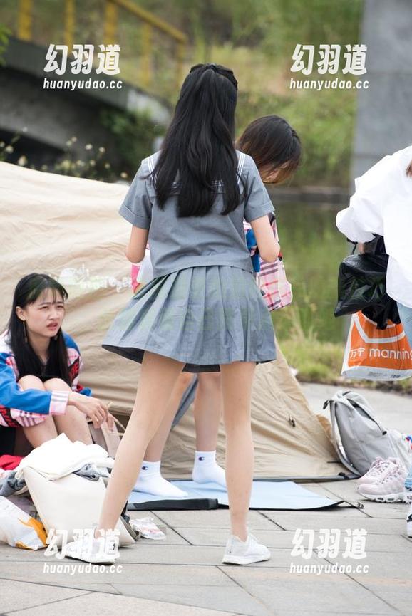 魔镜街拍 - 发现曼曼拍清纯作品的新技巧，此刻真怪自己没早点遇到她